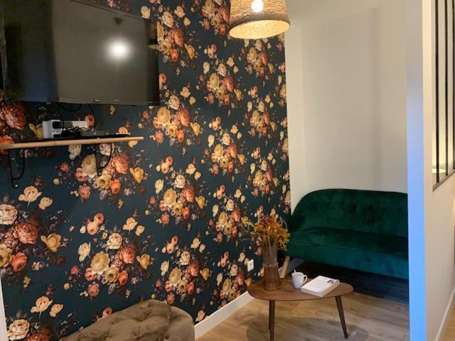 Le RoseGarden Studio au pied de la Gare de Rennes Extérieur photo