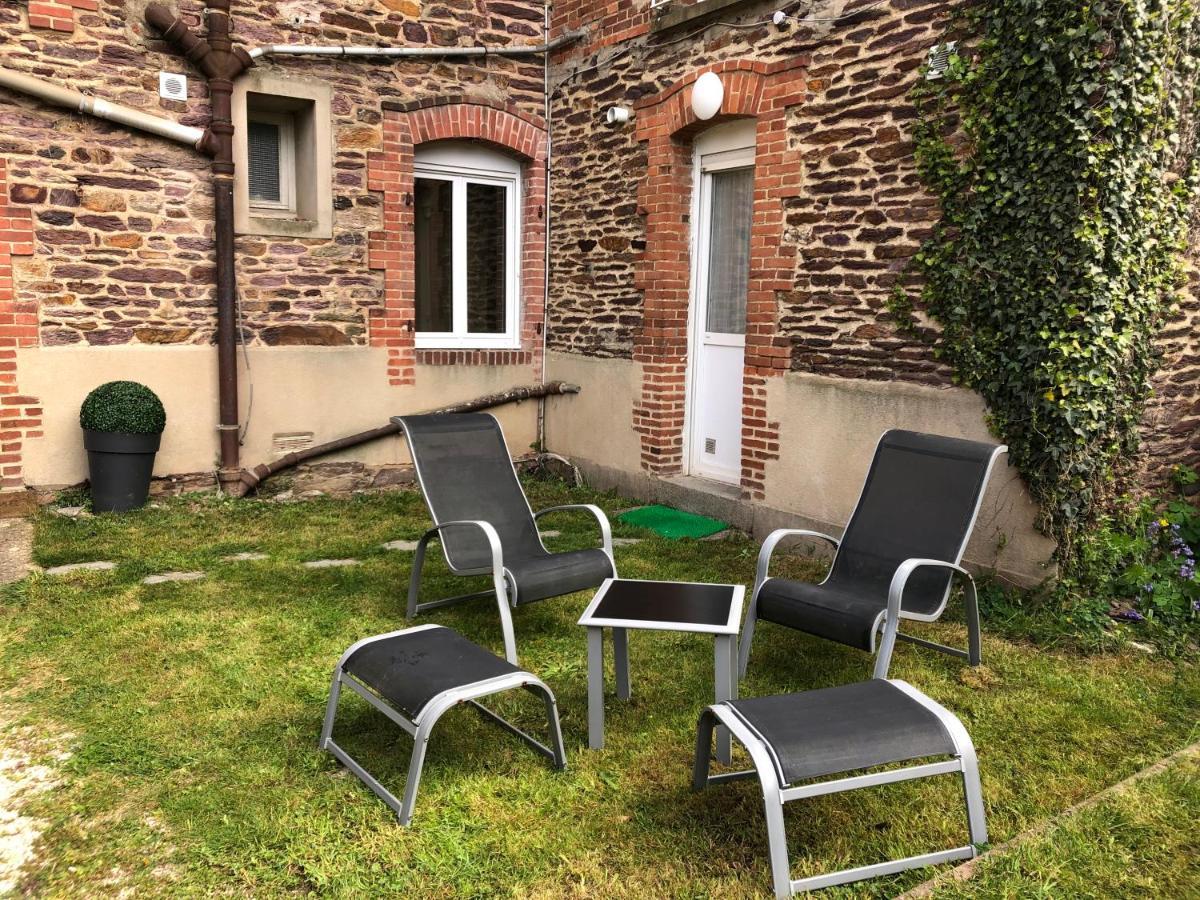 Le RoseGarden Studio au pied de la Gare de Rennes Extérieur photo